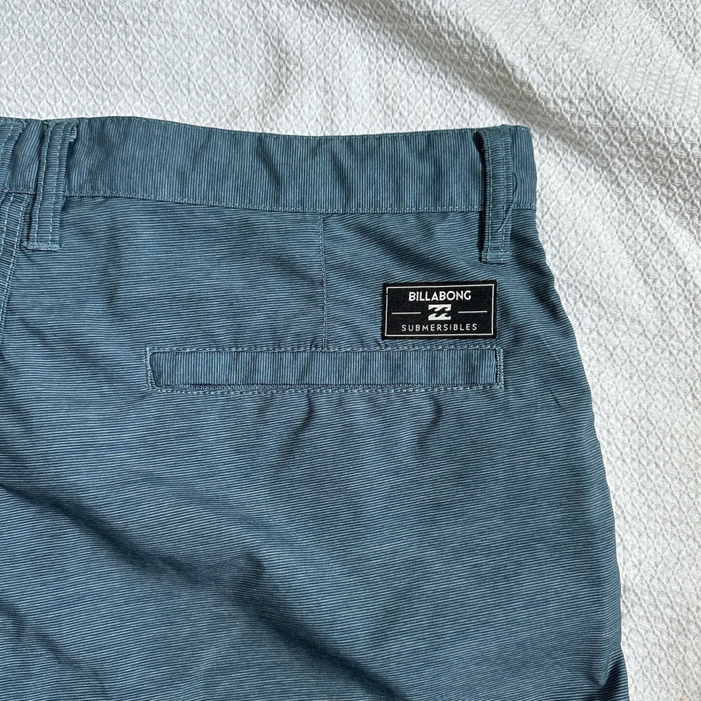 EUC Men's BILLABONG Submersibles Shorts Size 31 Waist Small - Picture 3 of 5